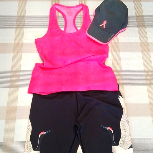 90 Degrees By Reflex Tank top - Picture 2 of 4